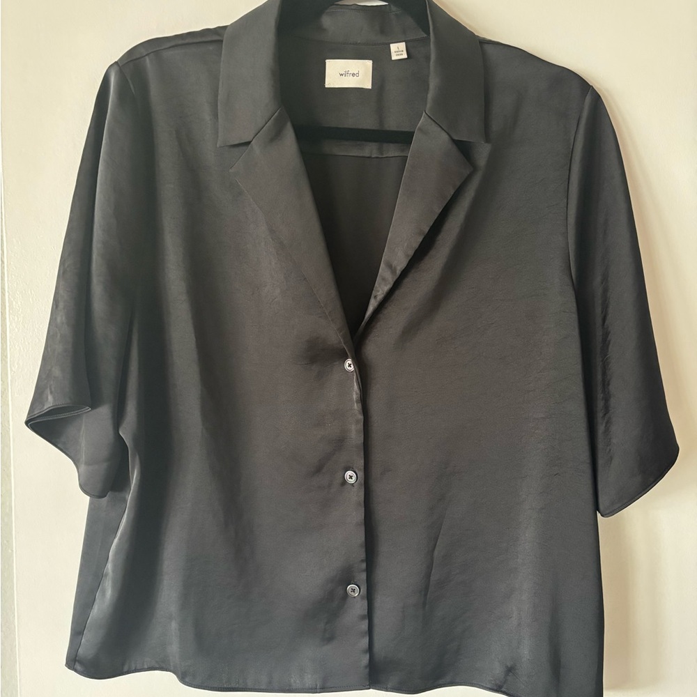 Aritzia Wilfred Satin Blouse